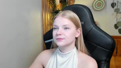 lilitrosen online show from 09/26/25, 05:50