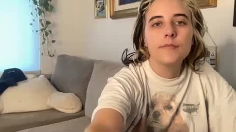 Snapshot of lill_daddysgirl chatting on 10/19/25, 06:08 lilldaddysgirl online show from 10/19/25, 06:08