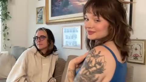 Snapshot of lill_daddysgirl chatting on 10/25/25, 08:25 lilldaddysgirl online show from 10/25/25, 08:25