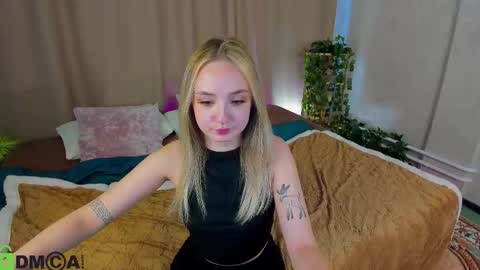 LILY online show from 09/10/25, 08:47
