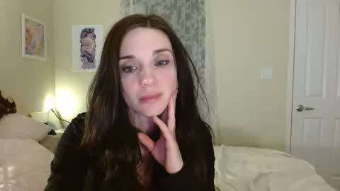 Lillian Rose online show from 12/15/24, 05:45