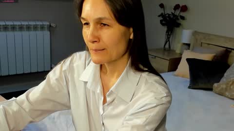 Snapshot of lillian_white1 chatting on 02/08/25, 07:04 lillian_white1 online show from 02/08/25, 07:04