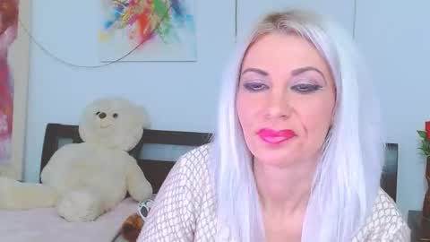 Lara online show from 02/09/26, 11:31