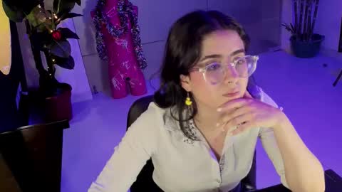 Snapshot of lillianderson chatting on 01/05/26, 05:27 lillianderson - Next stream start at 0700hs GTM-3 online show from 01/05/26, 05:27
