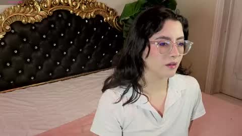 Snapshot of lillianderson chatting on 04/20/26, 11:46 lillianderson - Next stream start at 0700hs GTM-3 online show from 04/20/26, 11:46