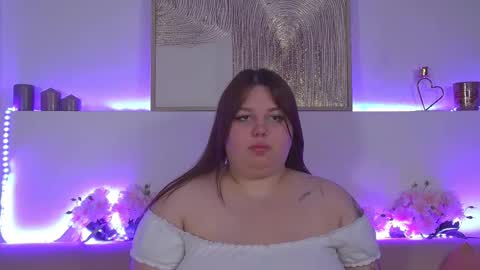 LillianHaig online show from 02/18/25, 04:04