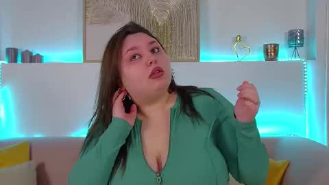 LillianHaig online show from 03/08/25, 06:58