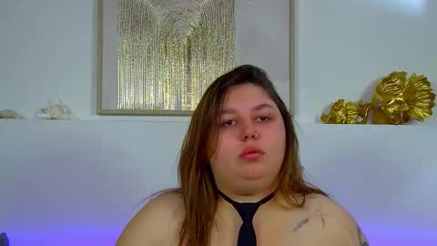 LillianHaig online show from 10/17/25, 07:16