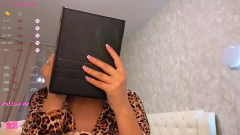 Lara Angel online show from 03/10/25, 12:48