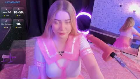 lillie_berry online show from 12/20/25, 04:52