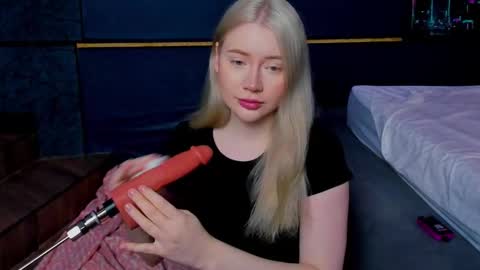 lillie_berry online show from 03/17/26, 04:50
