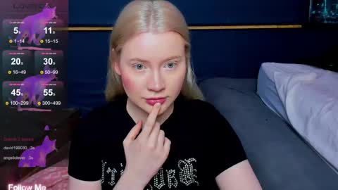 lillie_berry online show from 03/19/26, 04:27