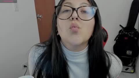 Snapshot of lillith_777 chatting on 10/02/25, 02:18 lillith_777 online show from 10/02/25, 02:18