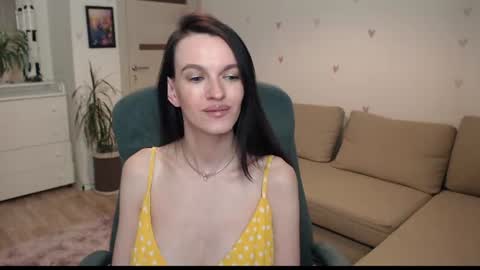 lilliyves online show from 07/10/26, 10:12