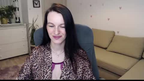 lilliyves online show from 07/19/26, 09:40