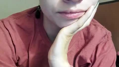 Lilly online show from 12/02/24, 01:57