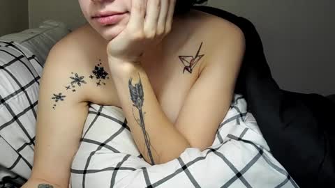 Lilly online show from 12/16/24, 04:16