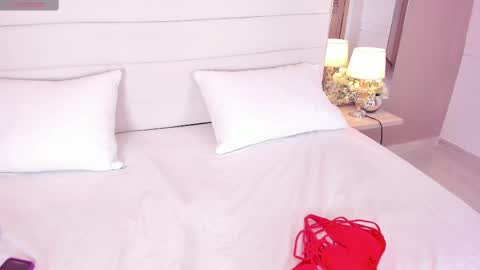 Lizeth follow me in my igimlilycute 3 online show from 02/14/25, 04:37