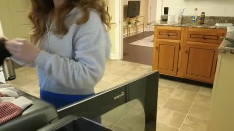 lilly_adams88 online show from 05/12/26, 11:13