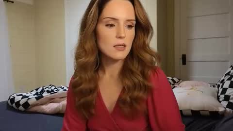 lilly_adams88 online show from 05/18/26, 01:35