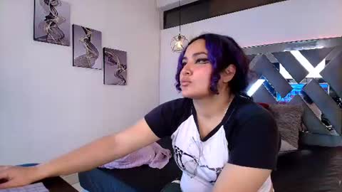 Snapshot of lilly_foxxy chatting on 06/29/26, 10:59 online show from 06/29/26, 10:59