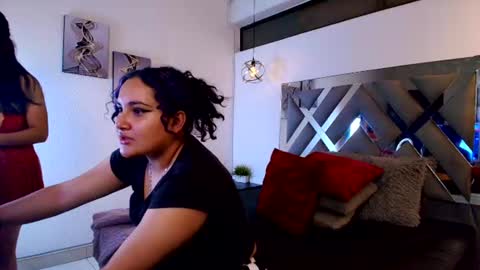 Snapshot of lilly_foxxy chatting on 07/14/26, 11:27 online show from 07/14/26, 11:27