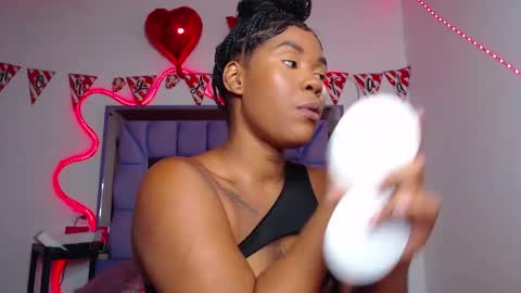 Snapshot of lilly_jackson chatting on 09/16/25, 09:49 Queen Qos. online show from 09/16/25, 09:49