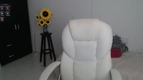 Lilly online show from 02/08/25, 12:49