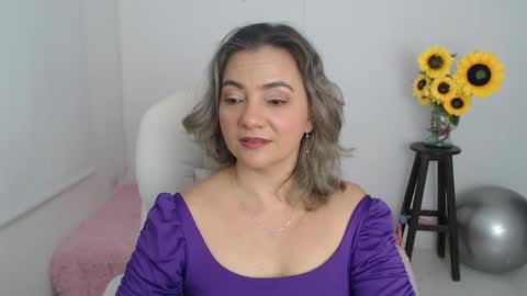 Lilly online show from 12/03/25, 02:15