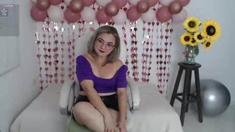 Lilly online show from 01/12/26, 01:27