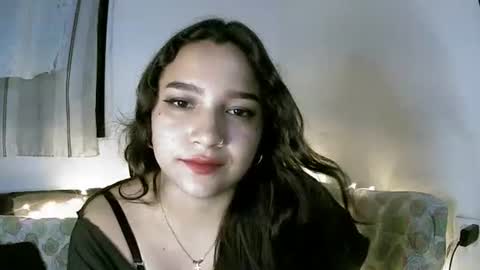 Snapshot of lilly_ocean22 chatting on 11/05/25, 06:02 Sey - Lilly online show from 11/05/25, 06:02