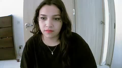 Sey - Lilly  online show from 02/19/26, 03:41