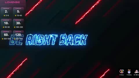 Snapshot of lilly_pretty_love chatting on 12/15/25, 01:32 Lilly online show from 12/15/25, 01:32