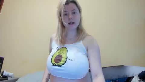 Snapshot of lillydepp chatting on 12/14/25, 11:26 Lilly Depp online show from 12/14/25, 11:26