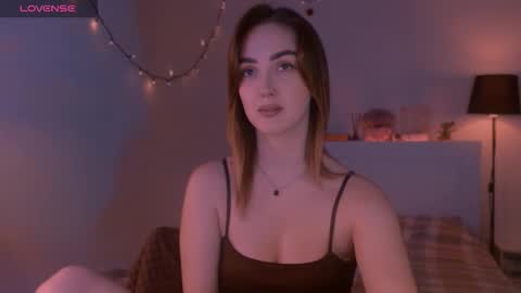 Snapshot of lillyfarey chatting on 10/05/25, 07:45 LillyFarey online show from 10/05/25, 07:45