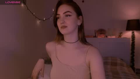 Snapshot of lillyfarey chatting on 11/13/25, 07:02 LillyFarey online show from 11/13/25, 07:02