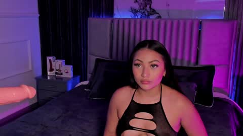 Lilly Ortiz online show from 12/15/24, 07:57