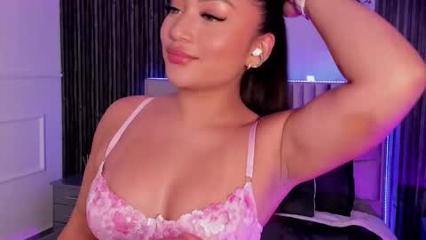 Lilly Ortiz online show from 02/22/25, 03:23