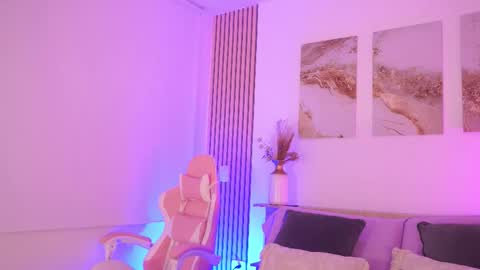 Snapshot of lillythompson_ chatting on 02/02/26, 11:03 Lilly Thompson online show from 02/02/26, 11:03