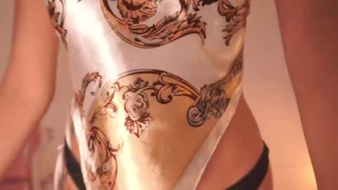 Snapshot of lillythompson_ chatting on 06/07/26, 10:35 Lilly Thompson online show from 06/07/26, 10:35
