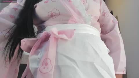 lillyy16 online show from 09/18/25, 11:01