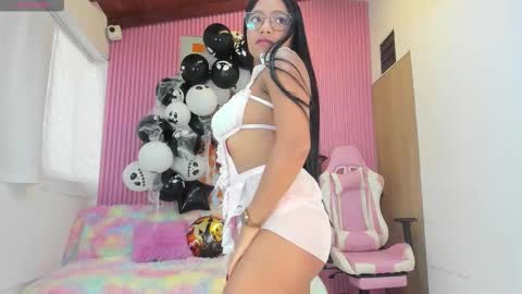 lillyy16 online show from 10/20/25, 10:59