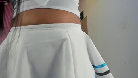 lillyy16 online show from 11/28/25, 11:02