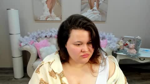 LiloLewins online show from 01/08/25, 03:39