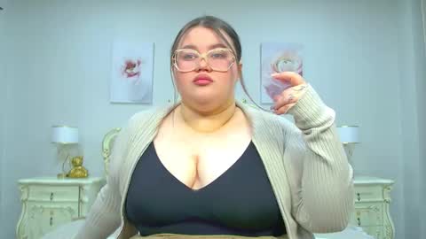 LiloLewins online show from 01/15/25, 06:54