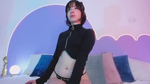 Lilou online show from 12/10/24, 05:33