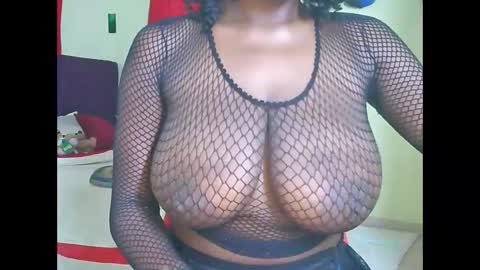 lilshawrie online show from 12/10/24, 05:07