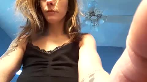 Snapshot of lilsirens11ut chatting on 12/04/25, 04:38 lilsirens11ut online show from 12/04/25, 04:38