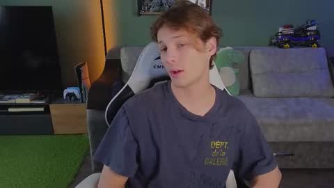 Snapshot of lilteddyboy chatting on 10/25/25, 11:29 lilteddyboy online show from 10/25/25, 11:29