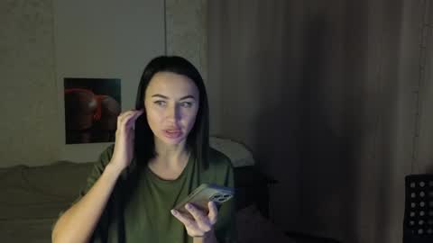 Lilu online show from 12/23/24, 01:56